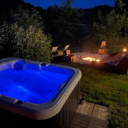 Οργανωμένο κάμπινγκ Une Nuit Dans Les Etoiles Avec Jacuzzi Lasne